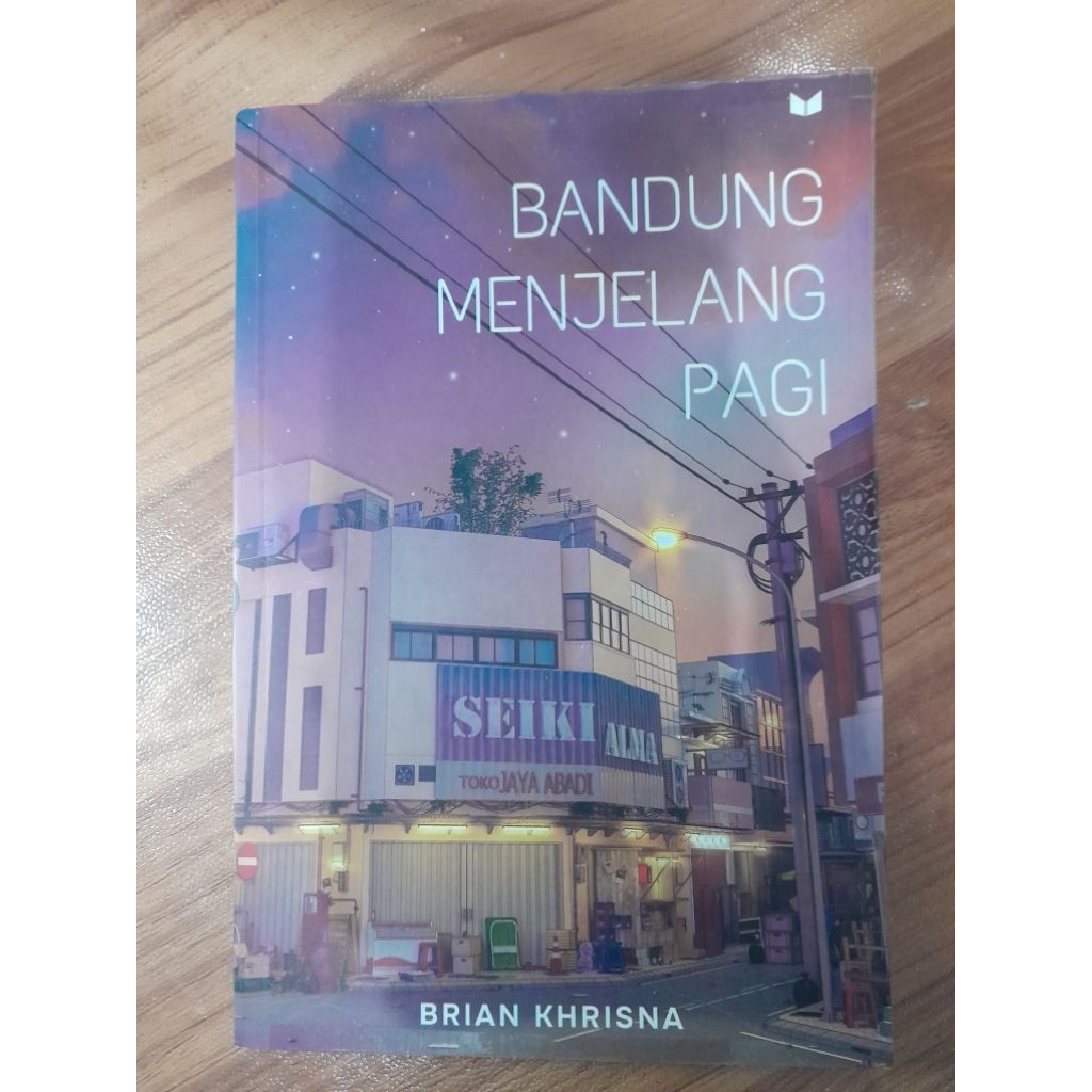 Novel Bandung Menjelang Pagi
