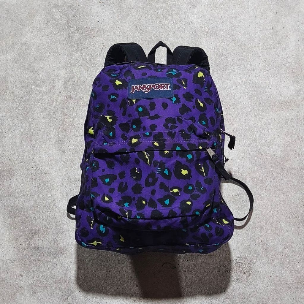 Tas ransel daypack pria jansport ungu motif