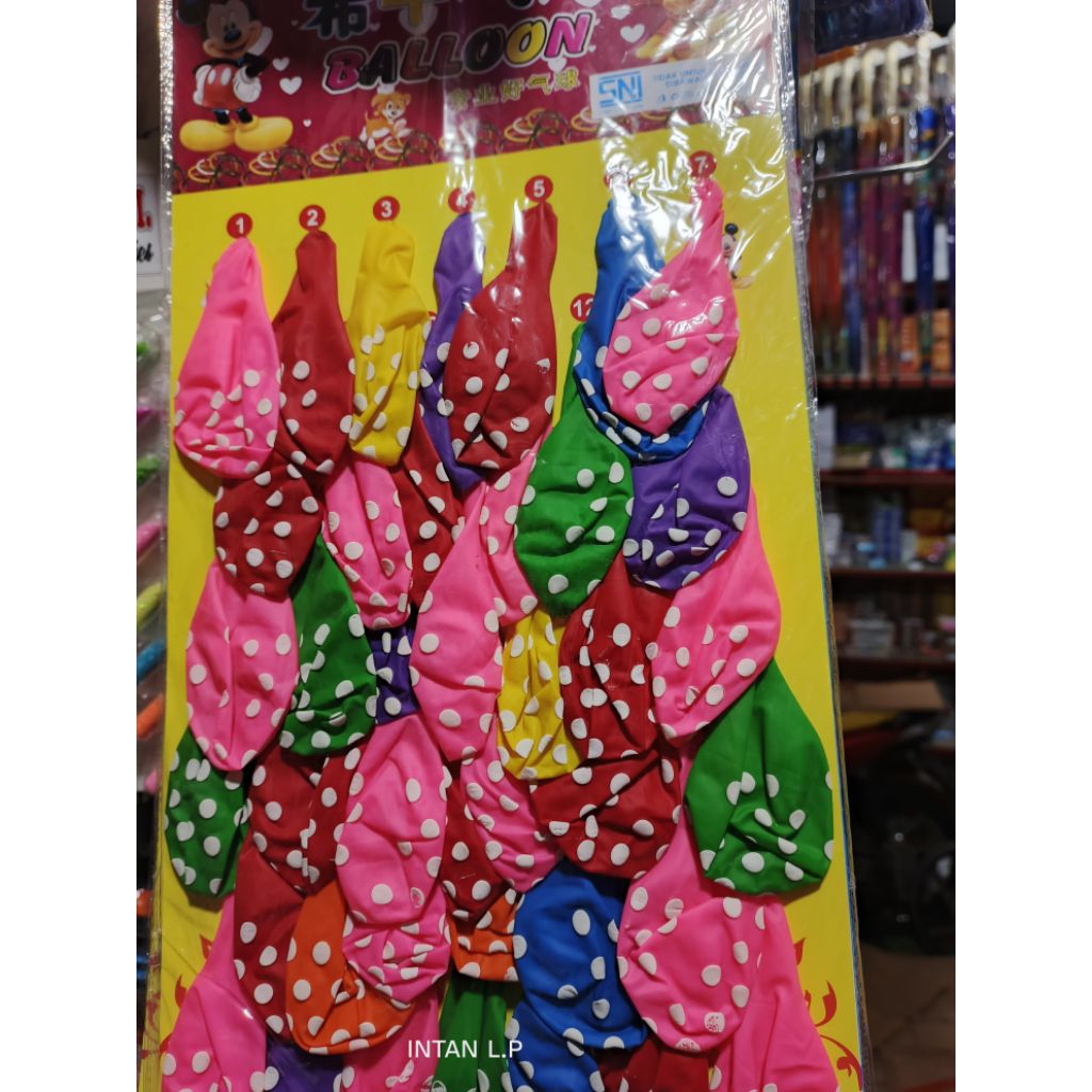 1 Renteng Balon pulkadot isi 40 pcs
