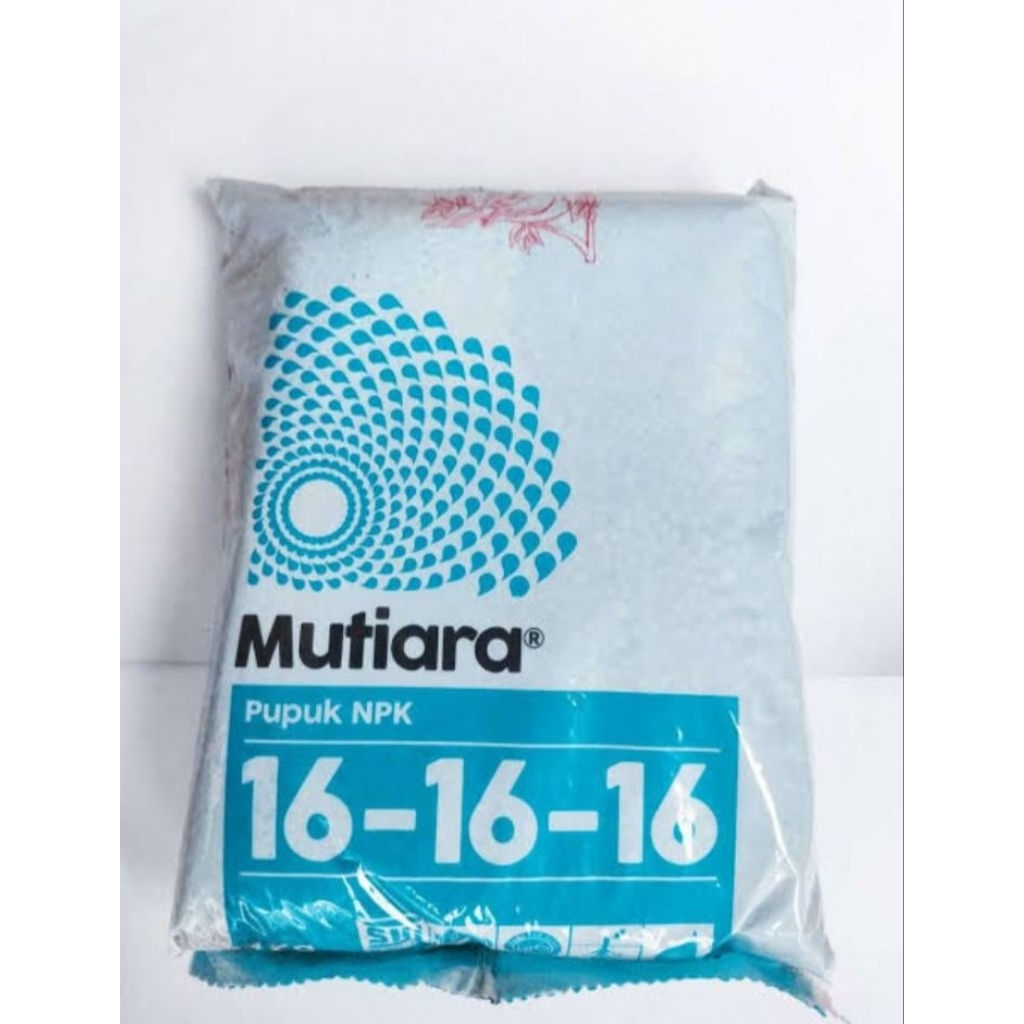 NPK MUTIARA 16 16 16 ORI 1 KG
