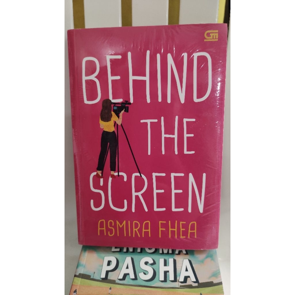 buki behind the screen - asmira fhea