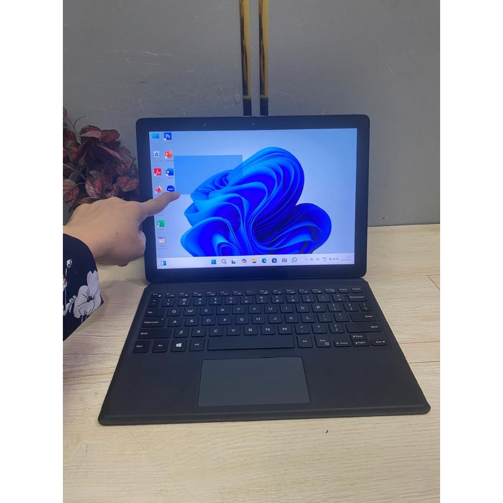 Laptop 2in1 Dell Latitude 5290 Core i5 Gen 8 16/256 Touchscreen Siap Pakai