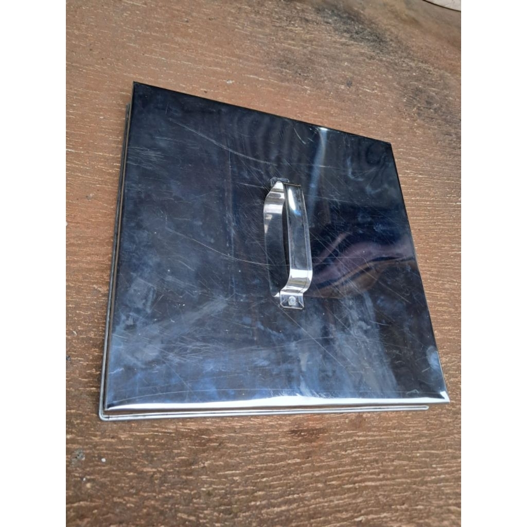 Tutup Loyang martabak mini lubang 4