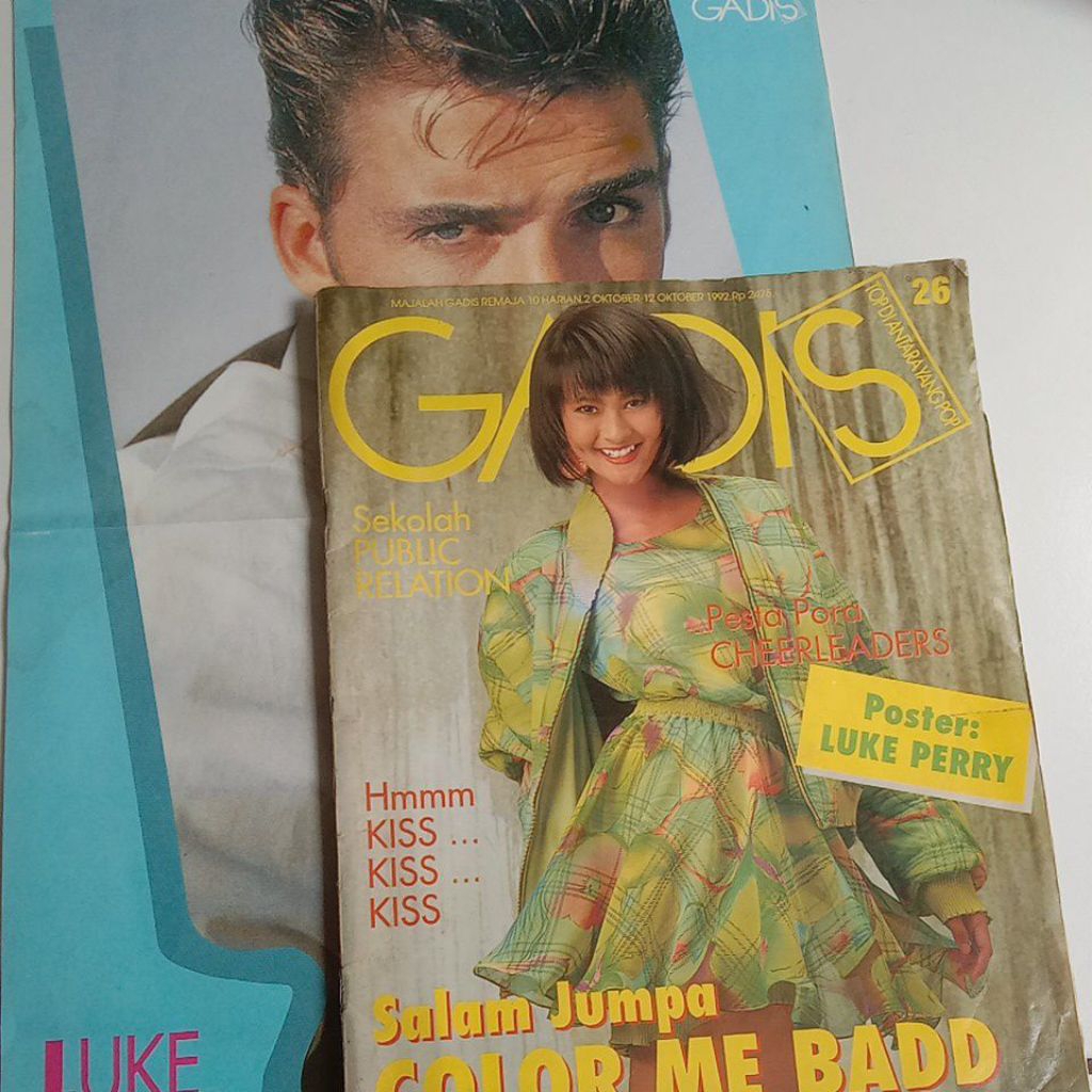 Majalah Gadis Tahun 1992 Plus Bonus Poster Cover Cantik Windi Zaenal (Finalis Gadsam'92)