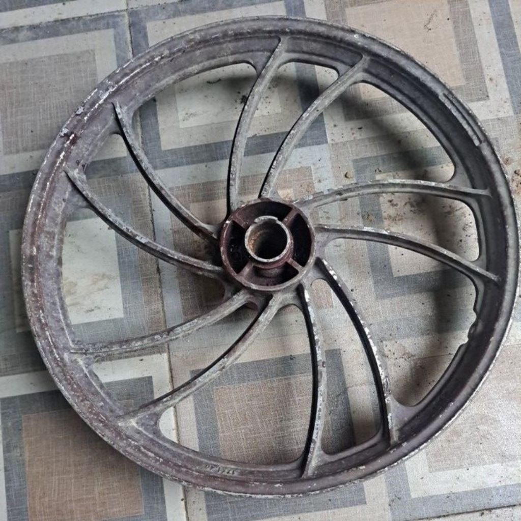 veleg roda depan pnp yamaha rasing palang kipas CEFIRO