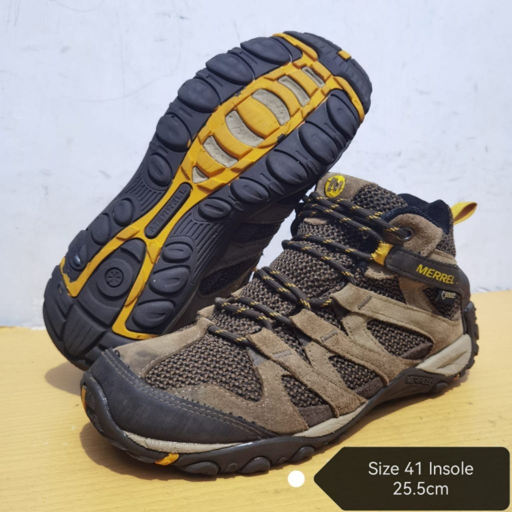 Sepatu Hiking MERRELL ALVERSTONE MID GTX 41