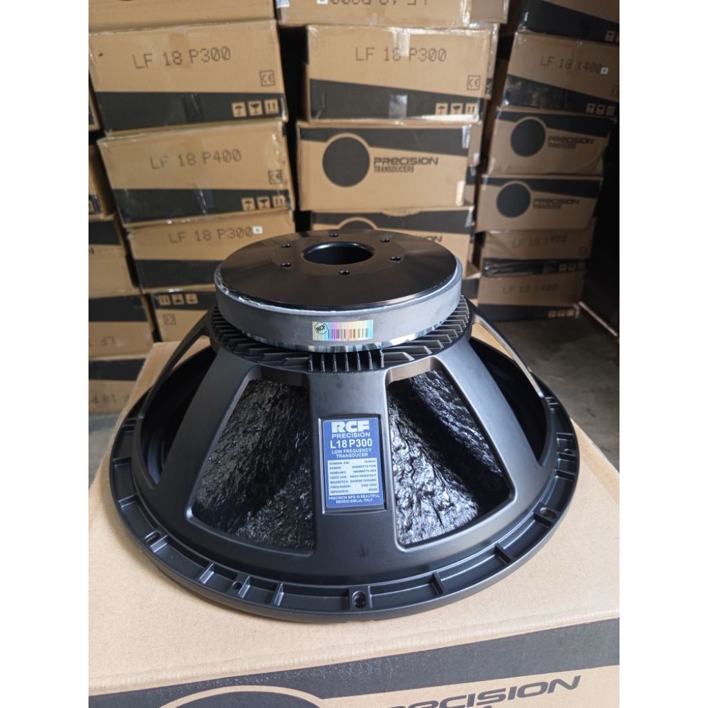 Speaker Subwoofer 18 inch RCF 18P300 VC 4 Inch Coating Kulit Jeruk/ Subwoofer 18 inch