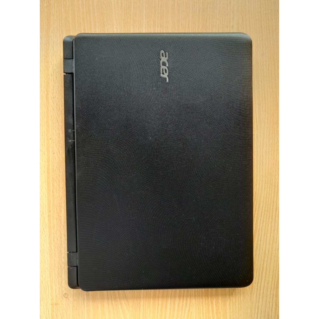 Casing Acer Es1 132