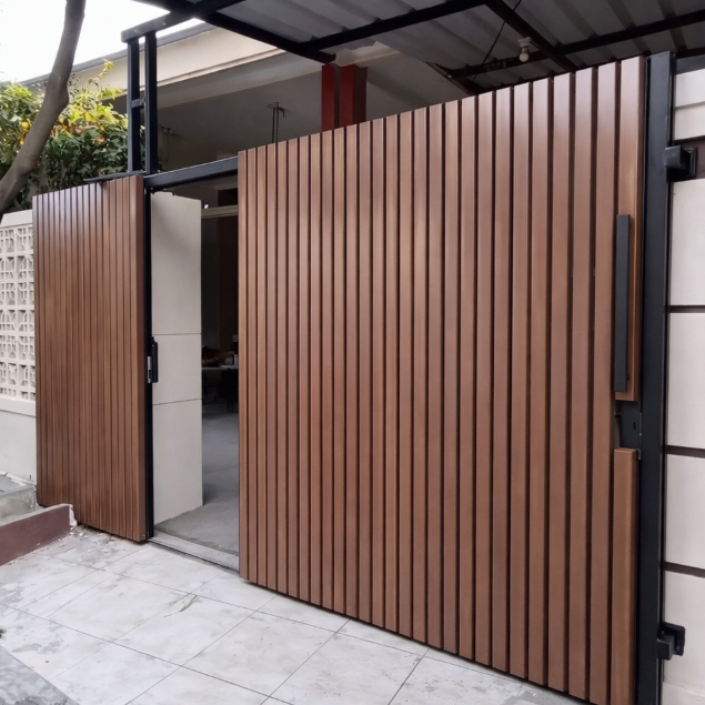 pagar geser rumah bahan wpc besi holo galvanis anti karat gratis survei se jabodetabek