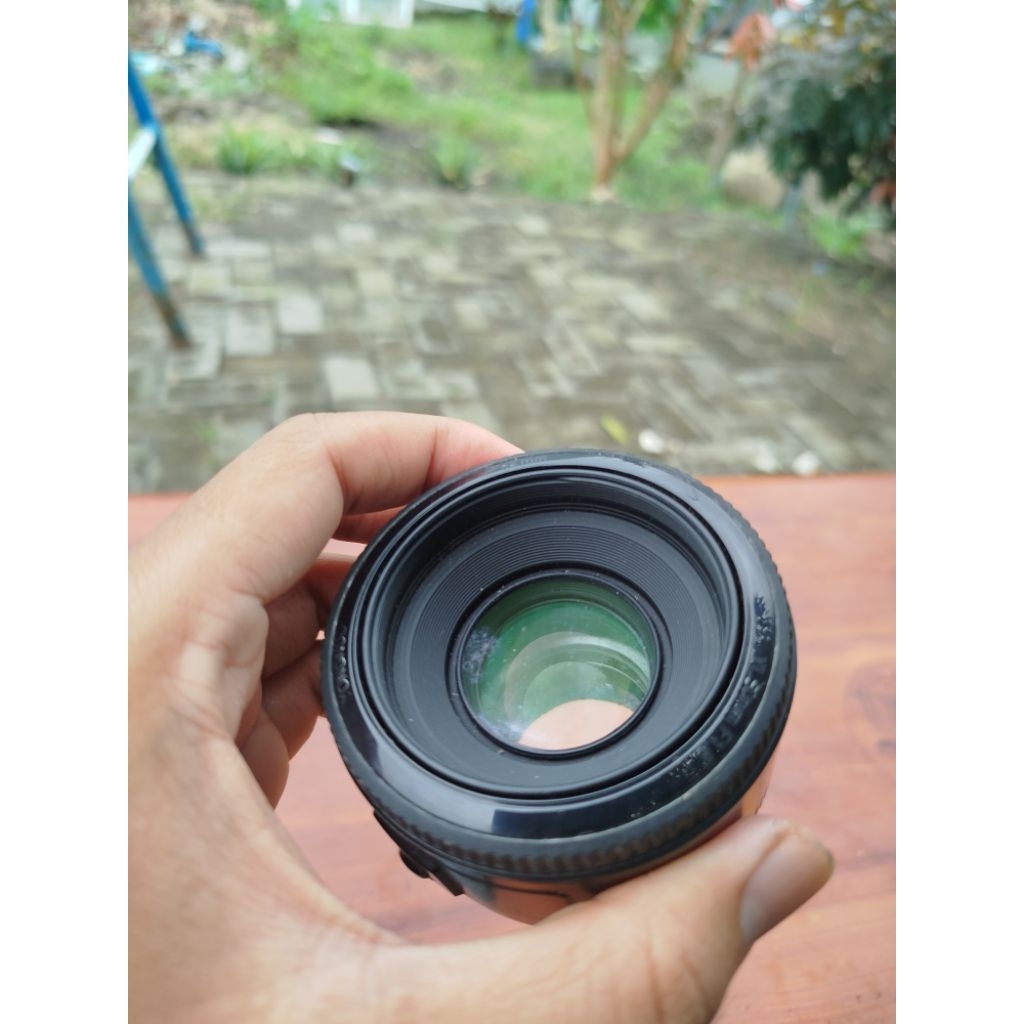 lensa fix Yongnuo 50mm for Canon bekas