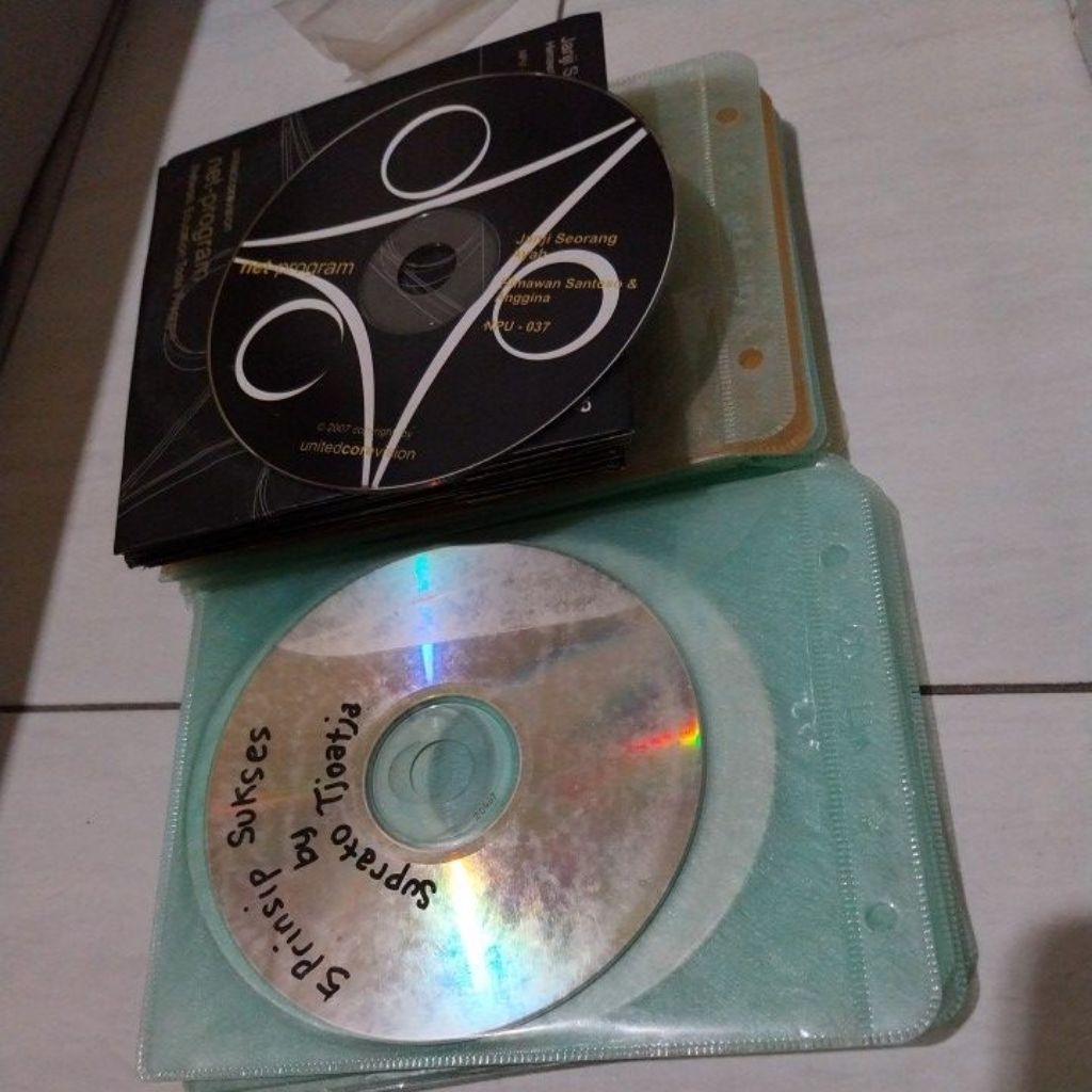 Kaset CD VCD DVD Preloved Untuk Kerajinan Tangan