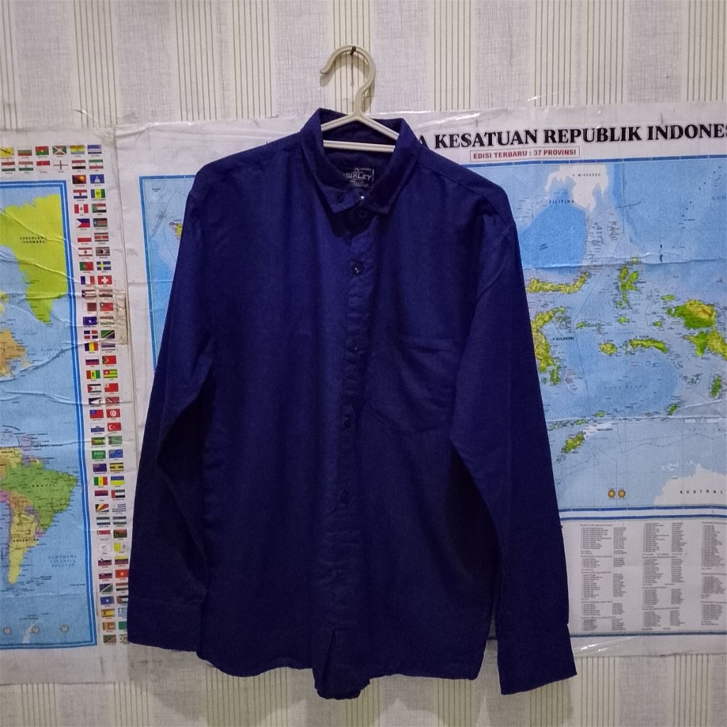 Kemeja Hurley Navy Size L Preloved
