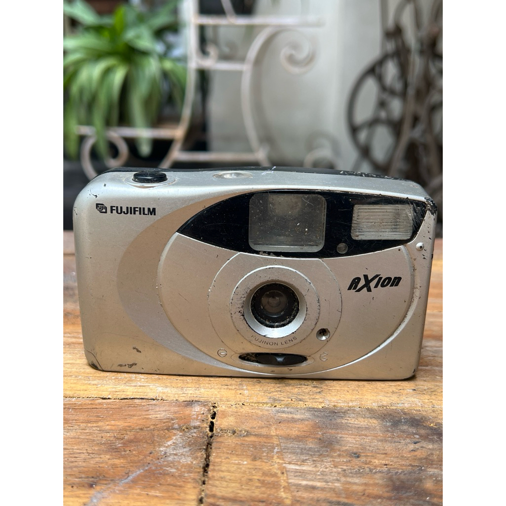 Pocket Camera  Analog / Kamera Poket Film for Display, Fuji Film Axion