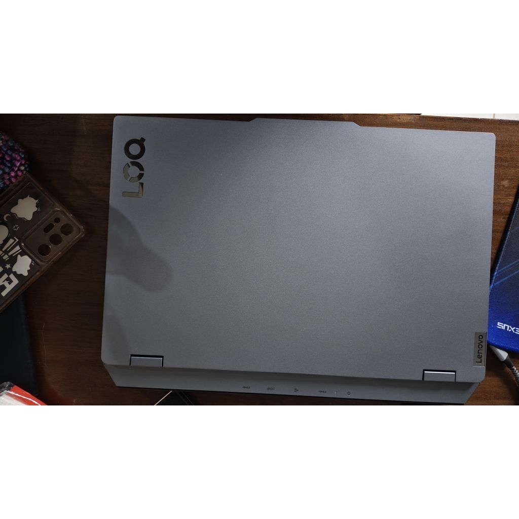 laptop lenovo LOQ second 4 bulan jarang di pakai ram 12 core I7 13HX , rtx4050
