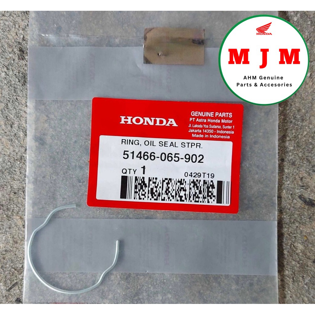 RING CLIP KLIP TAHANAN OIL SEAL TABUNG SHOCK DEPAN CS1 51466-065-902