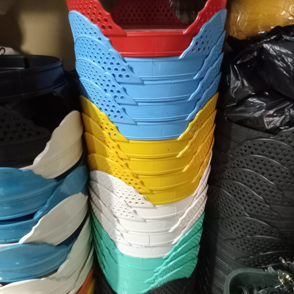 TEBOK LOVEBIRD PLASTIK LUBANG MOTIF WARNA & HITAM TEBAL TEBOK SANGKAR BURUNG +BUBBLEWARP