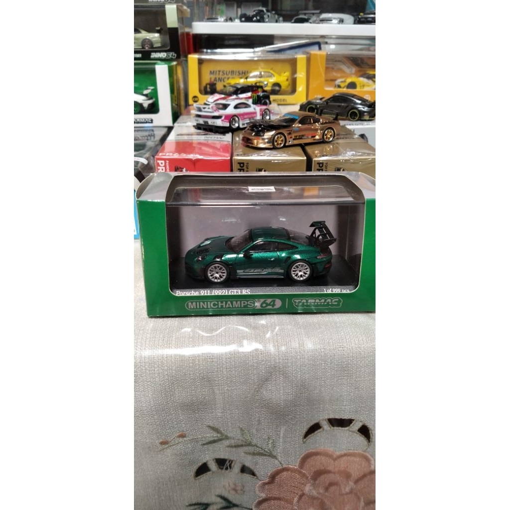 Tarmac x Minichamps Porsche 911 GT3 RS green