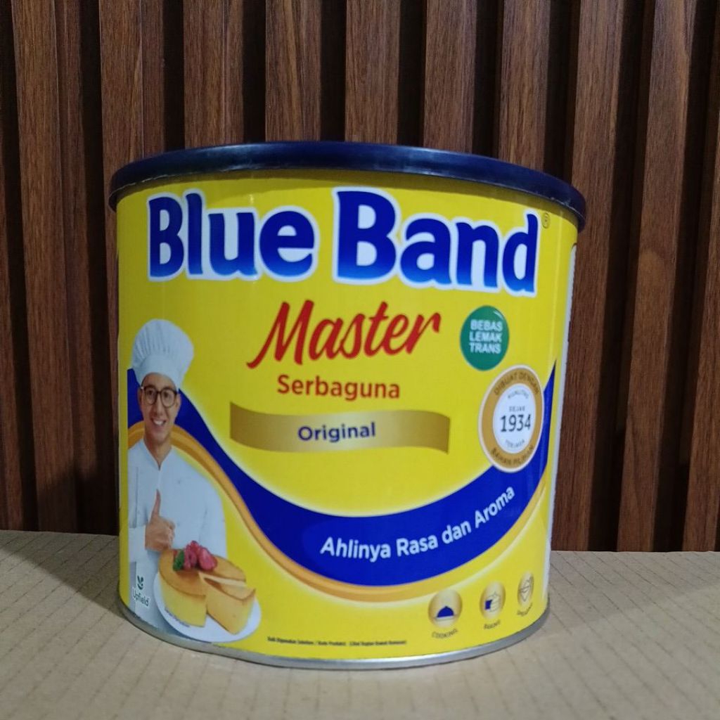 Blue band master mentega margarin kaleng 2kg