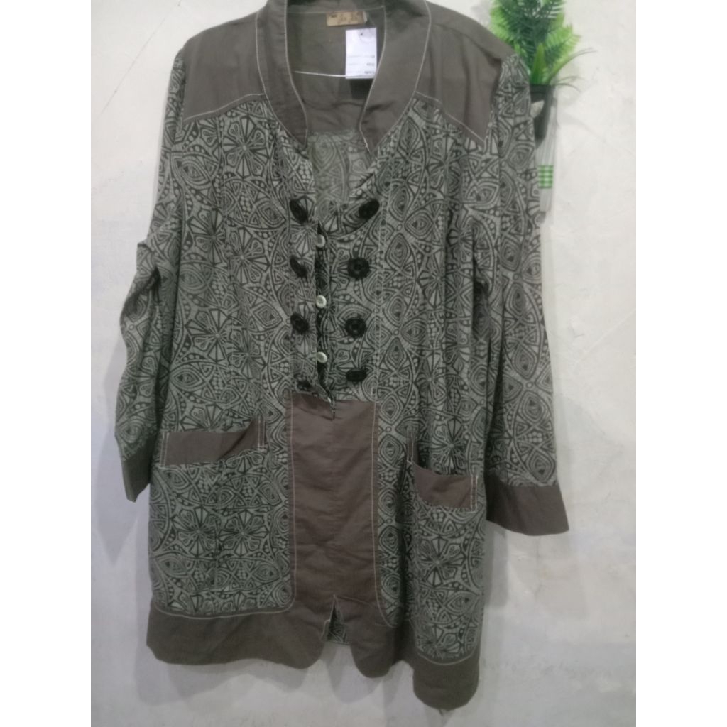 [PREMIUM] Blouse Batik Wanita Modern – Tunik Kerah Sanghai Sage Green