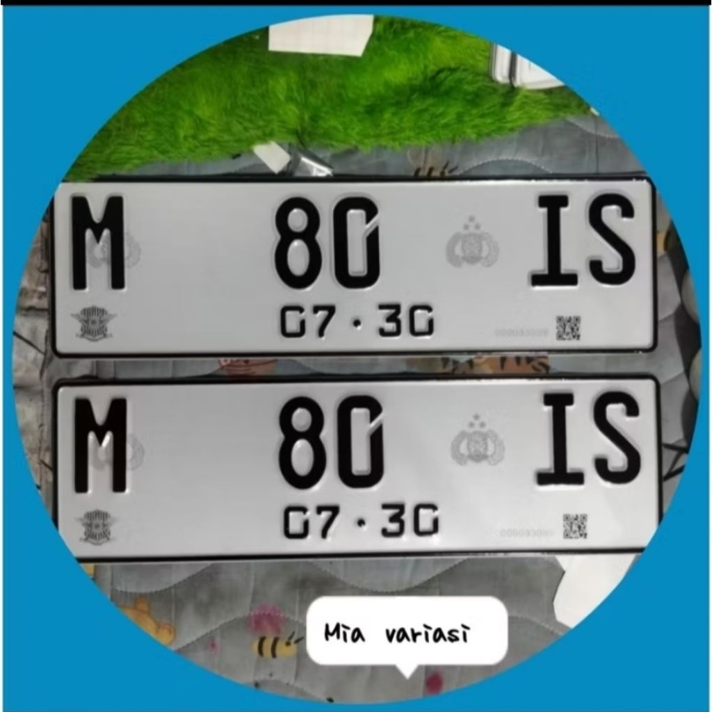 plat mobil reflektif putih barcode