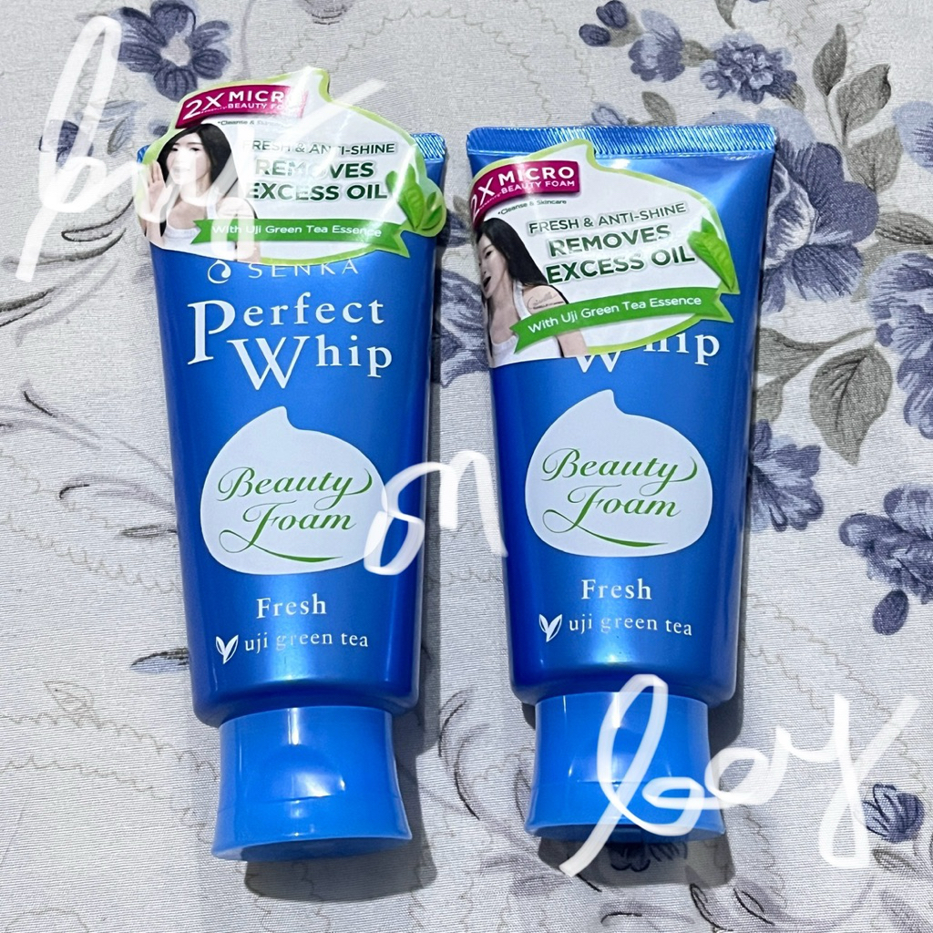 SENKA Facial Wash Fresh Berry Collagen Acne Care