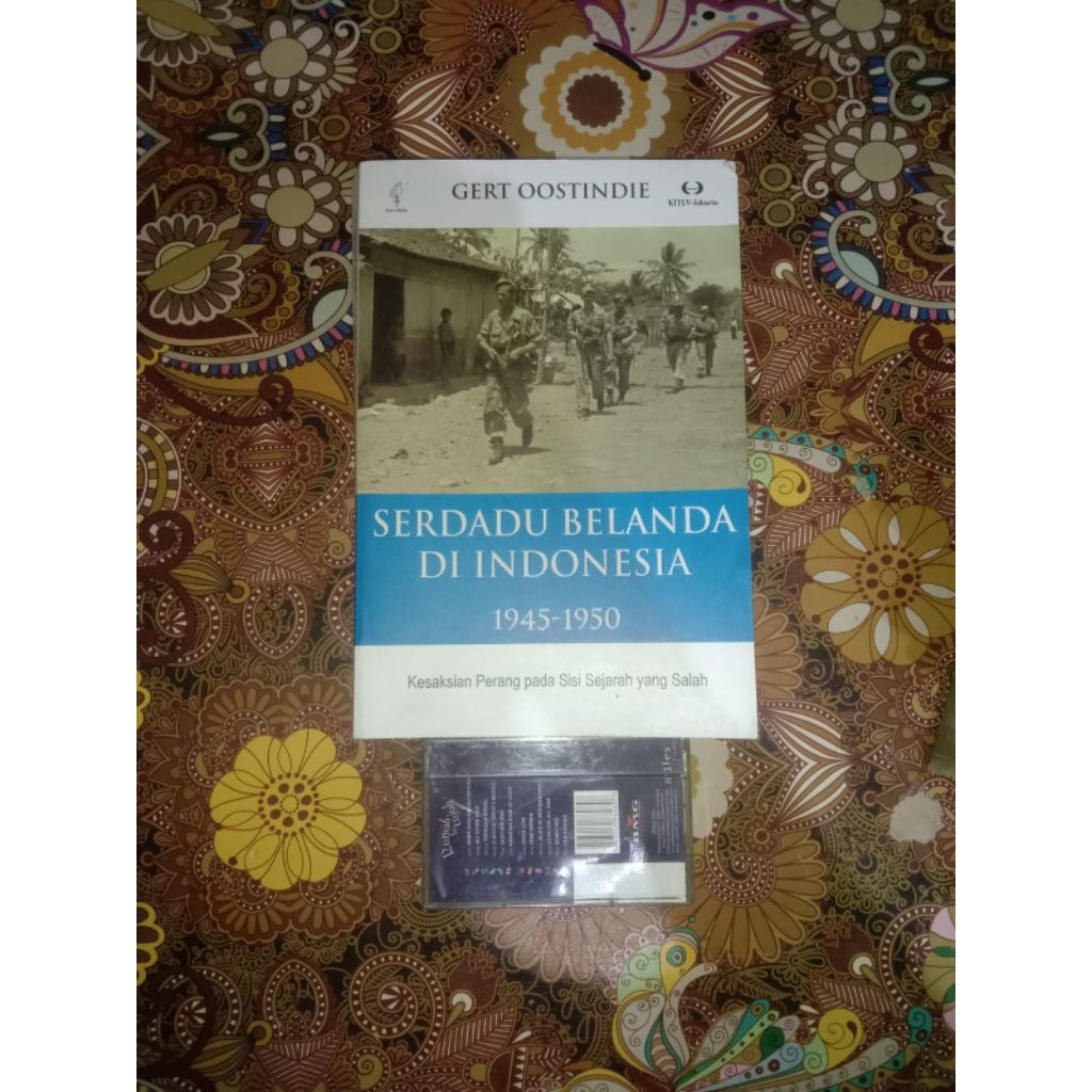 BUKU SERDADU BELANDA DI INDONESIA 1945-1950