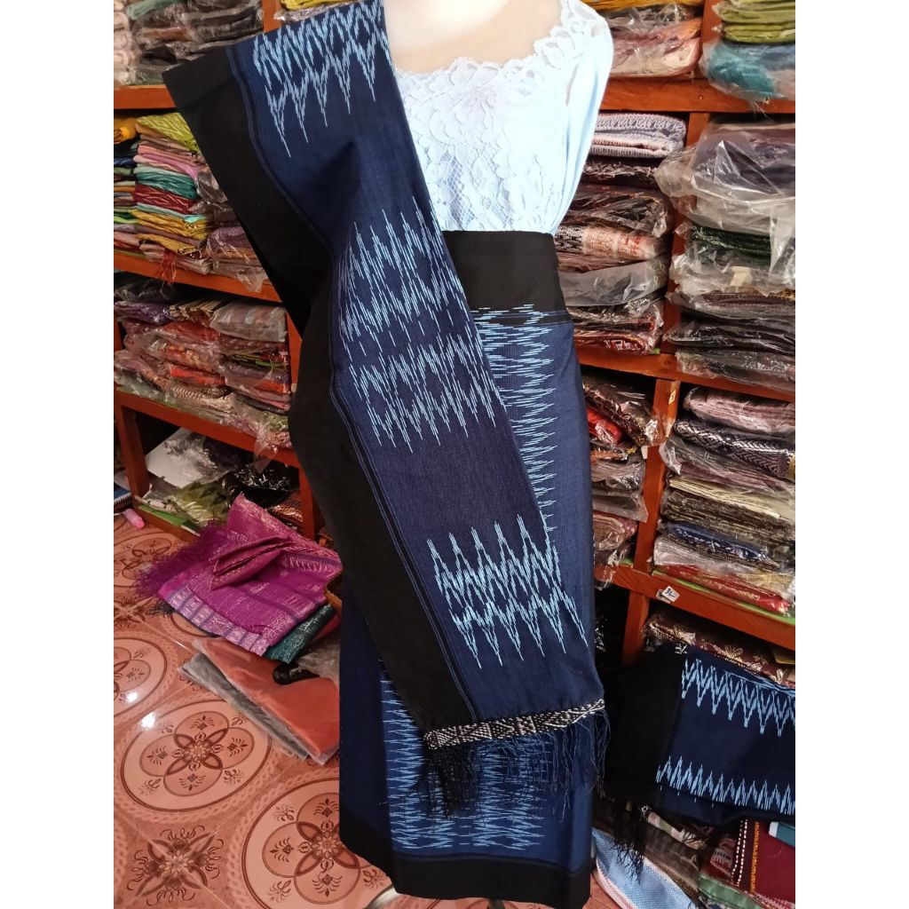 SONGKET BATAK SIBOLANG RASTA SIRAT TOBA SARUNG SELENDANG HITAM TENUN TANPA MESIN SONGKET MANUKKIR