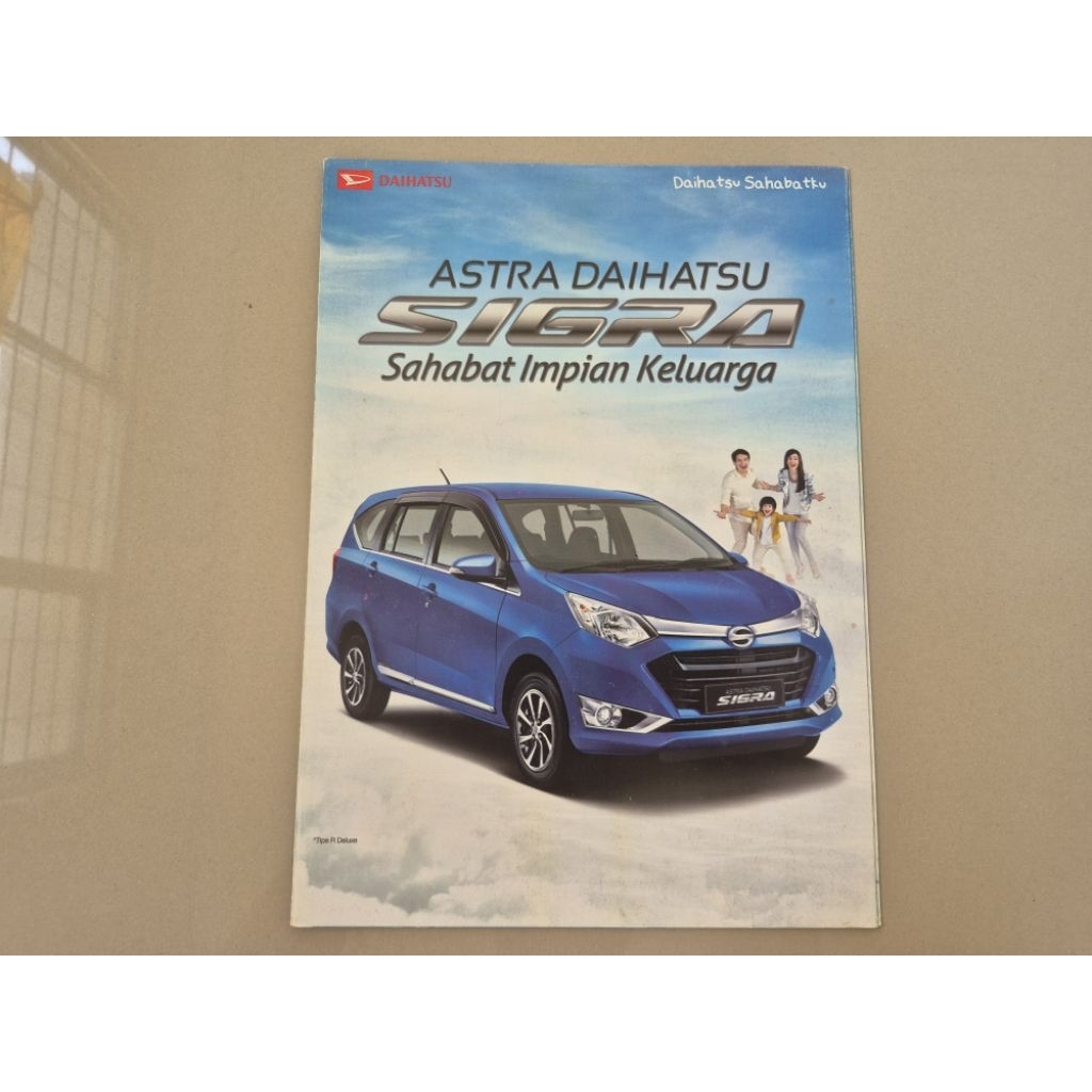 brosur katalog mobil daihatsu sigra 2018 leaflet