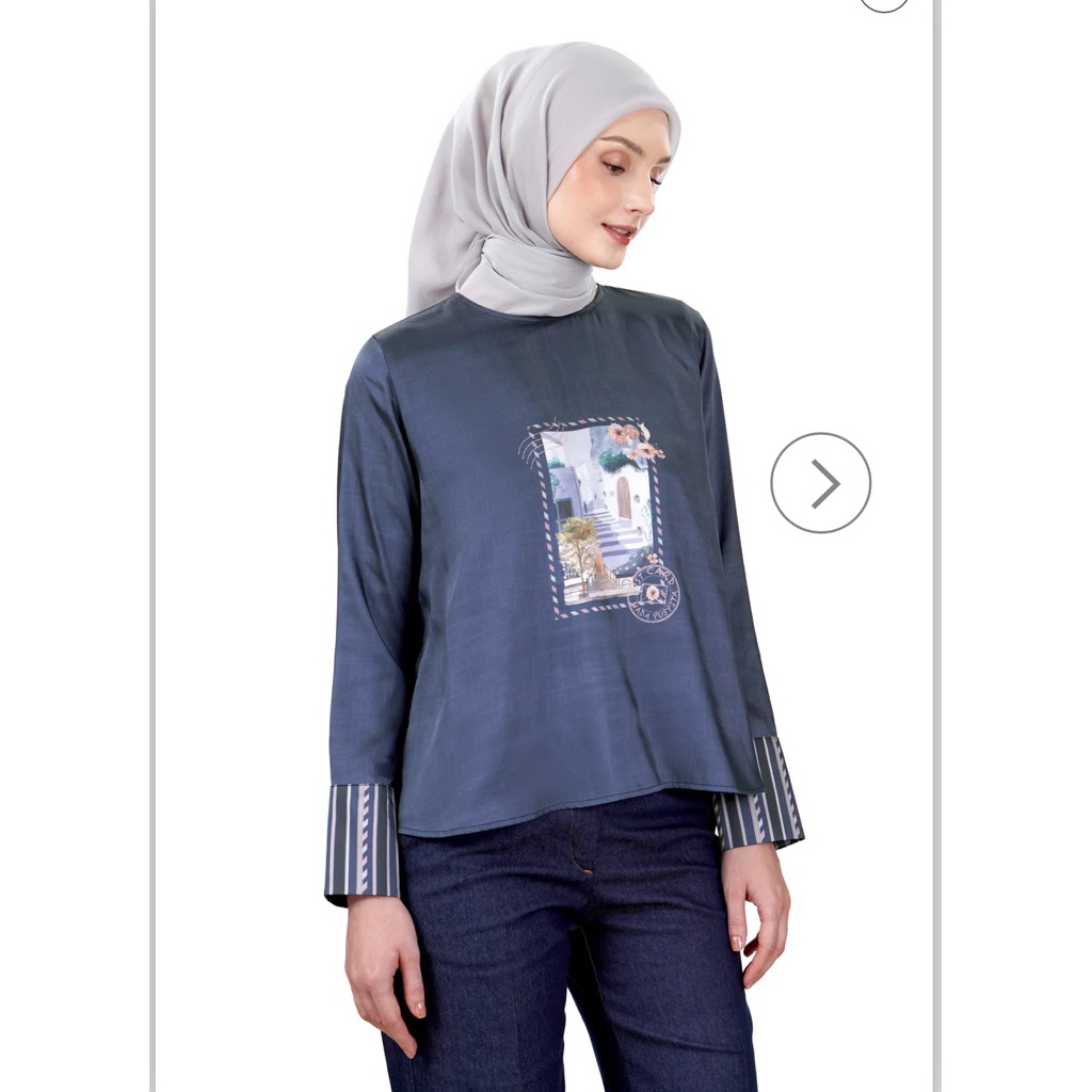 preloved nada puspita postcard basic blouse navy size M