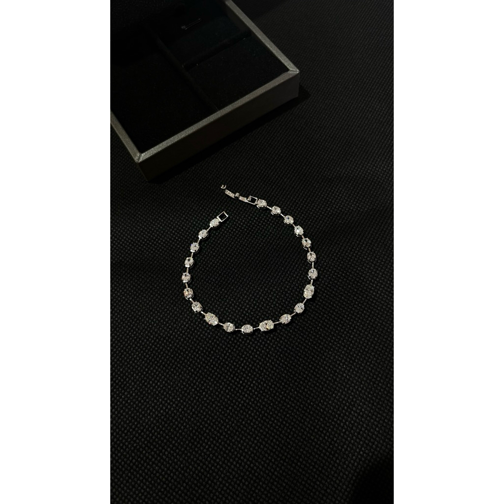 gelang permata moissanite mewah