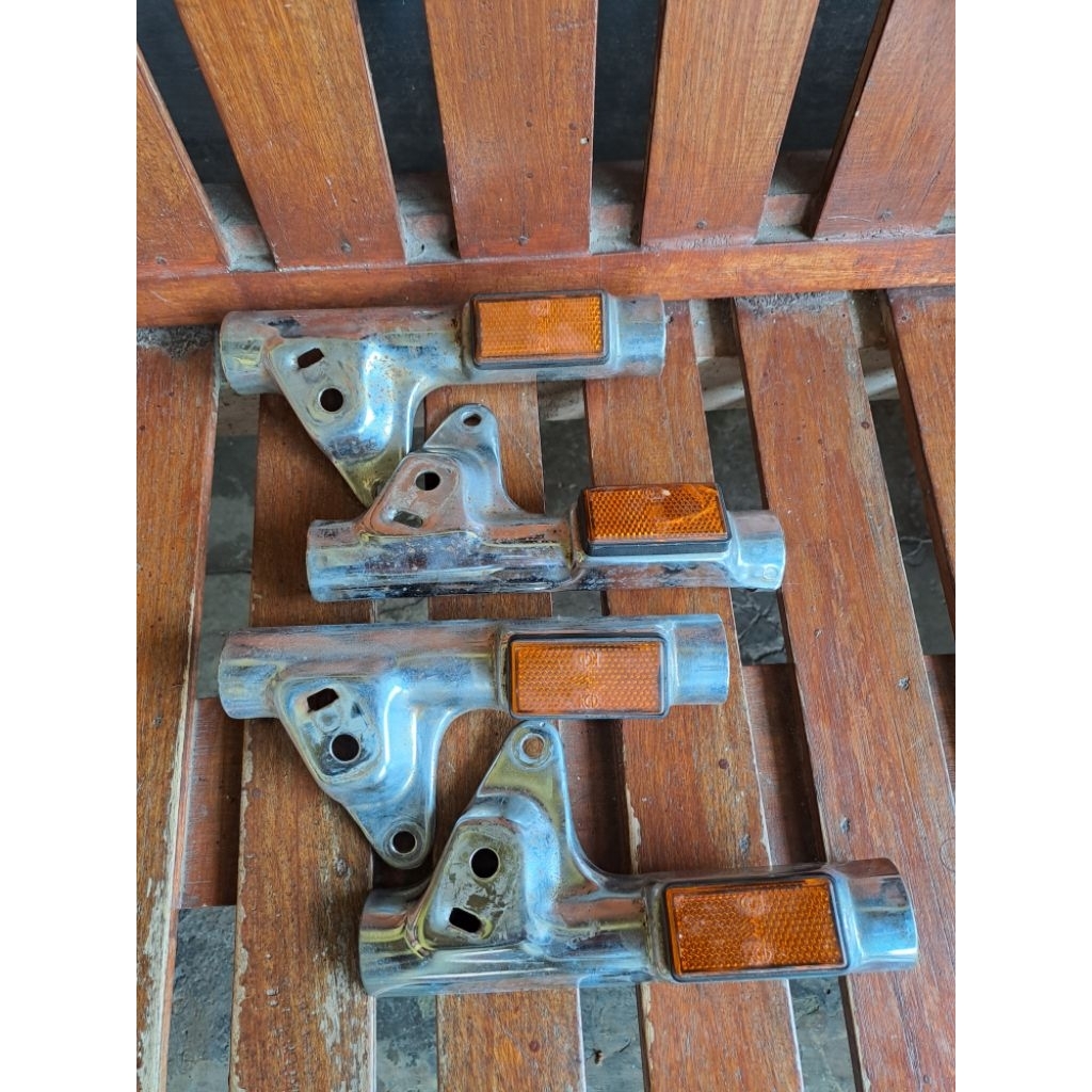 Kupingan lampu depan honda win 100 copotaan motor original