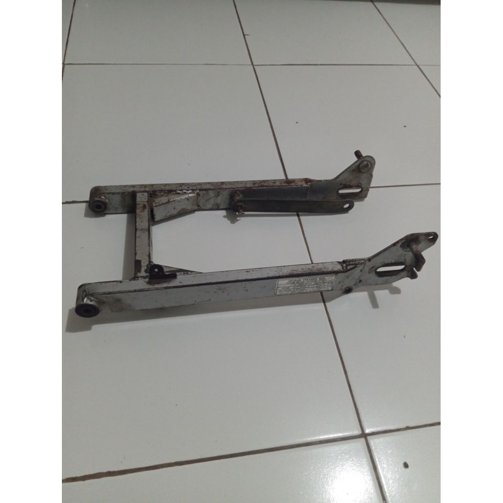 ARM SWING ARM SMASH 110 OLD CABUTAN