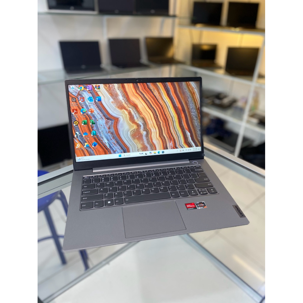lenovo ThinkBook 14G 4 AMD RYZEN 7 Touchscreen