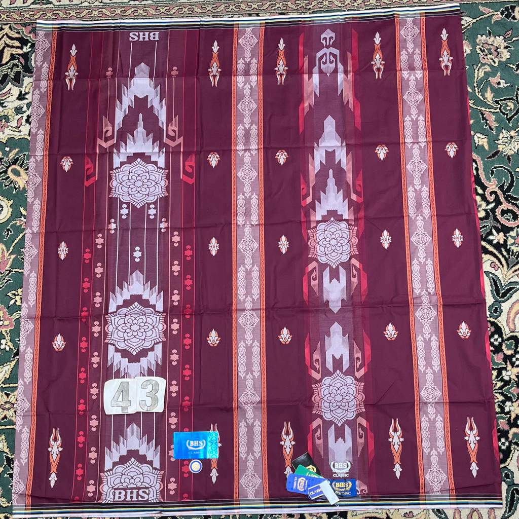 SARUNG BHS CLASSIC GOLD C48 JGC 43 MERAH HATI JACQUARD