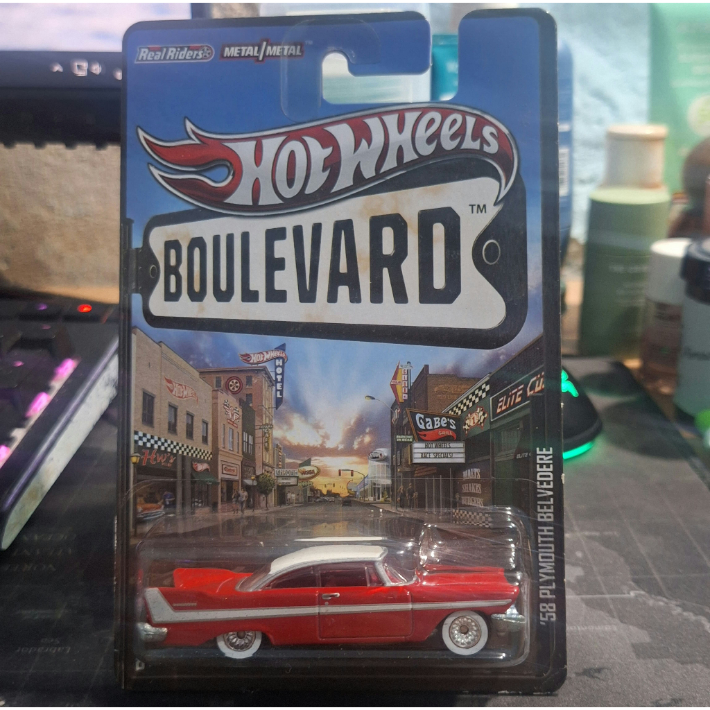 Hot Wheels Boulevard 58 Plymouth Belvedere Merah
