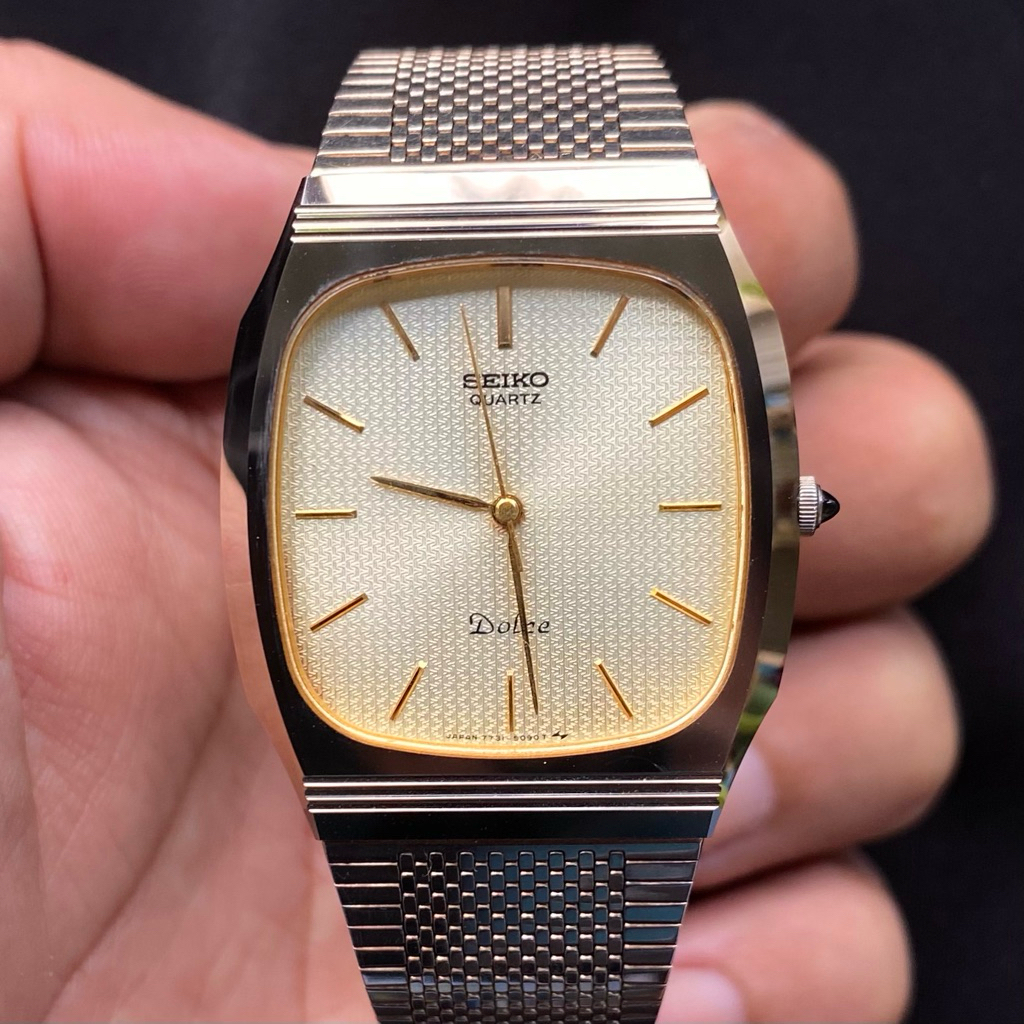 (SOLD OUT) SEIKO Dolce NSAG Anti Scratch Gold Textured Dial Full Original Excellent Condition
