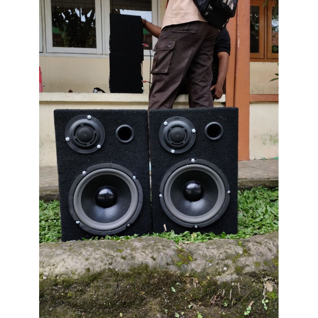 SPEAKER AKTIF RAKITAN