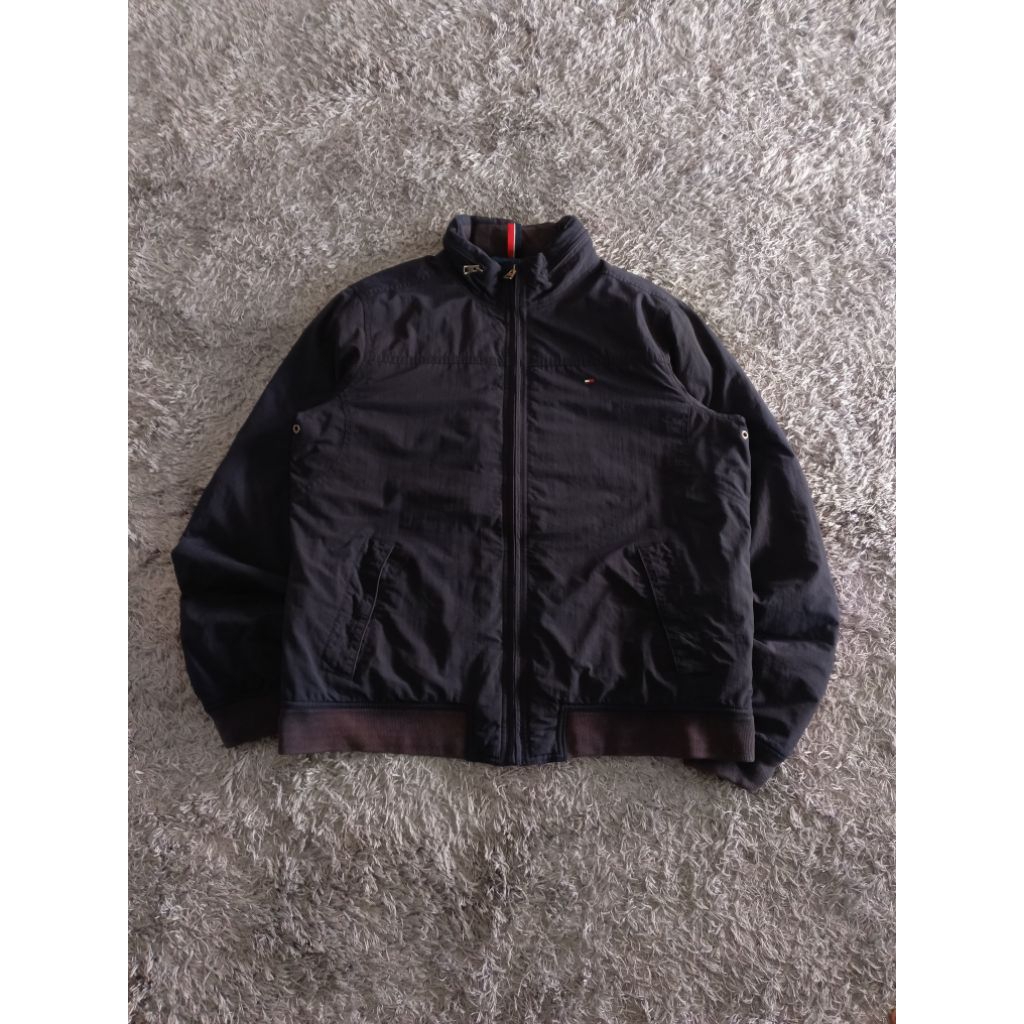 Jaket tebal Tommy Hilfiger