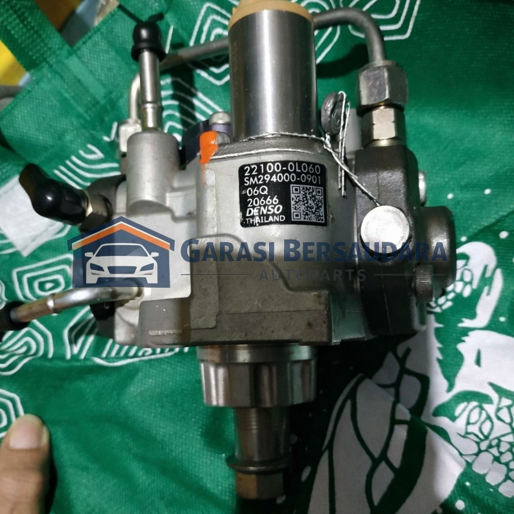 Supply Pump Bospom Toyota Innova Fortuner Hilux 23100-0L060
