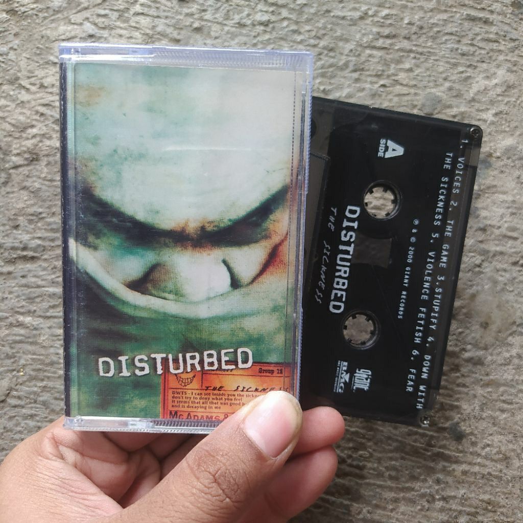 Kaset Pita Disturbed - The Sickness