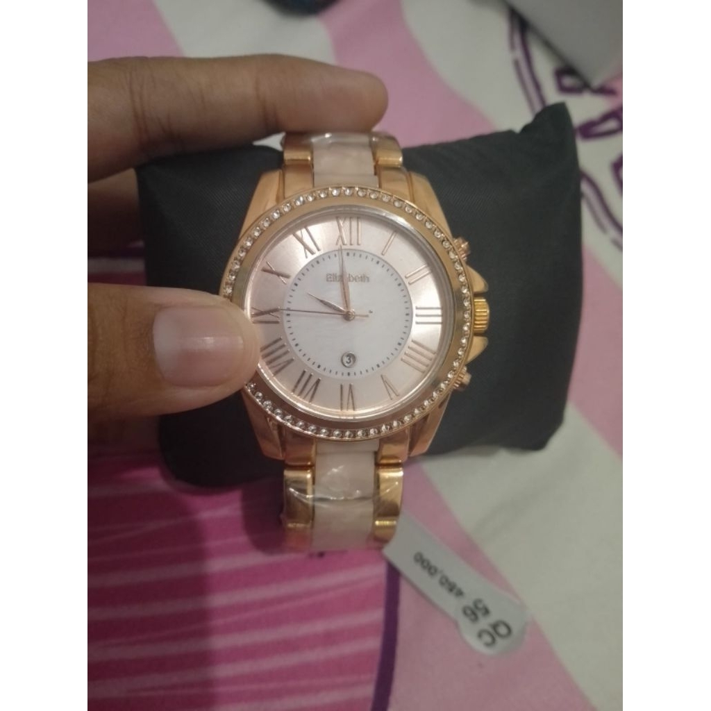 Jam tangan Elizabeth