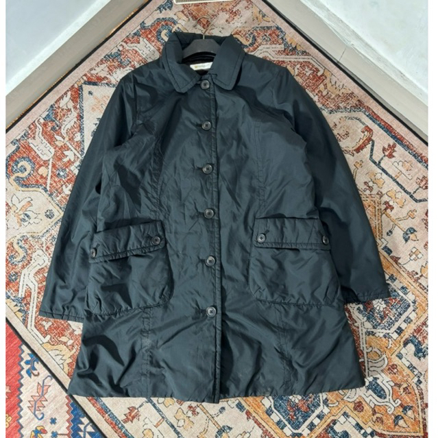 JACKET GOLDEN BEAR HITAM