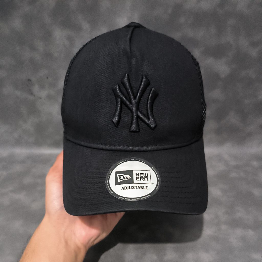 Topi New Era NY Yankees Trucker Original