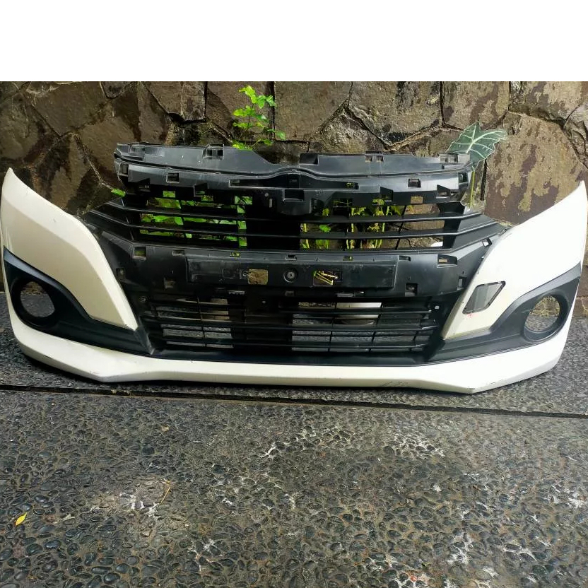 Bumper Depan Daihatsu Ayla Type R Deluxe Tahun 2015 Original