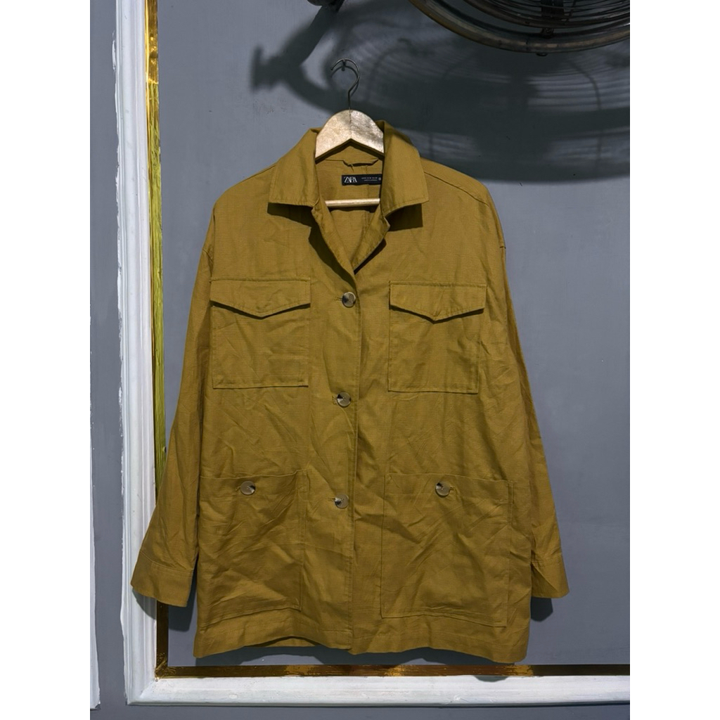 Outer core jaket Zara man linen oversize