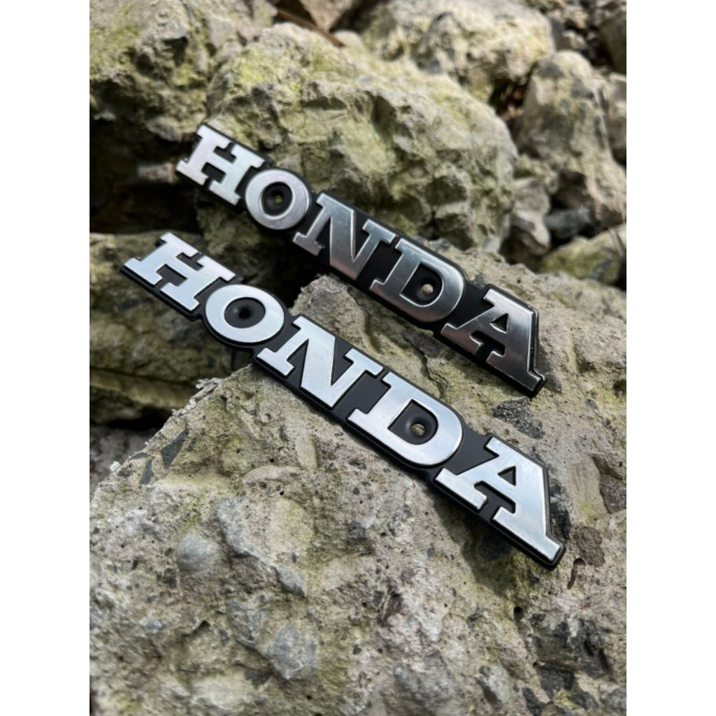 EMBLEM TANGKI SULTAN EMBLEM CB 125 LOGO EMBLEM TANGKI HONDA CB 125