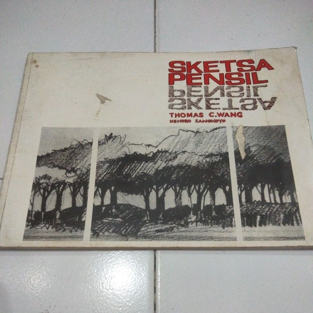 Buku Sketsa Pensil Thomas C. Wang