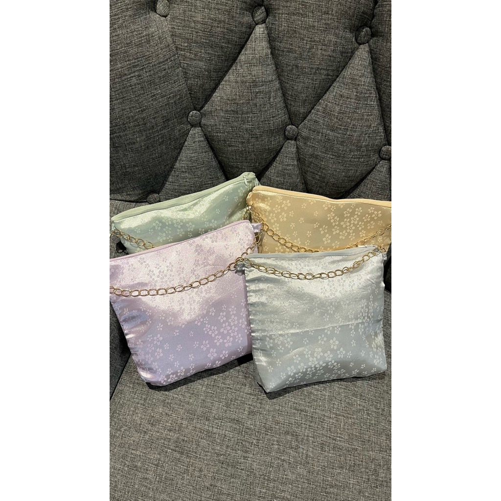 Jaguar Silk
