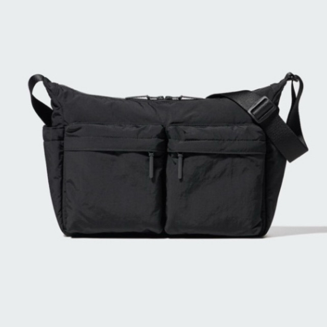 Tas Bahu UNIQLO Multi Saku