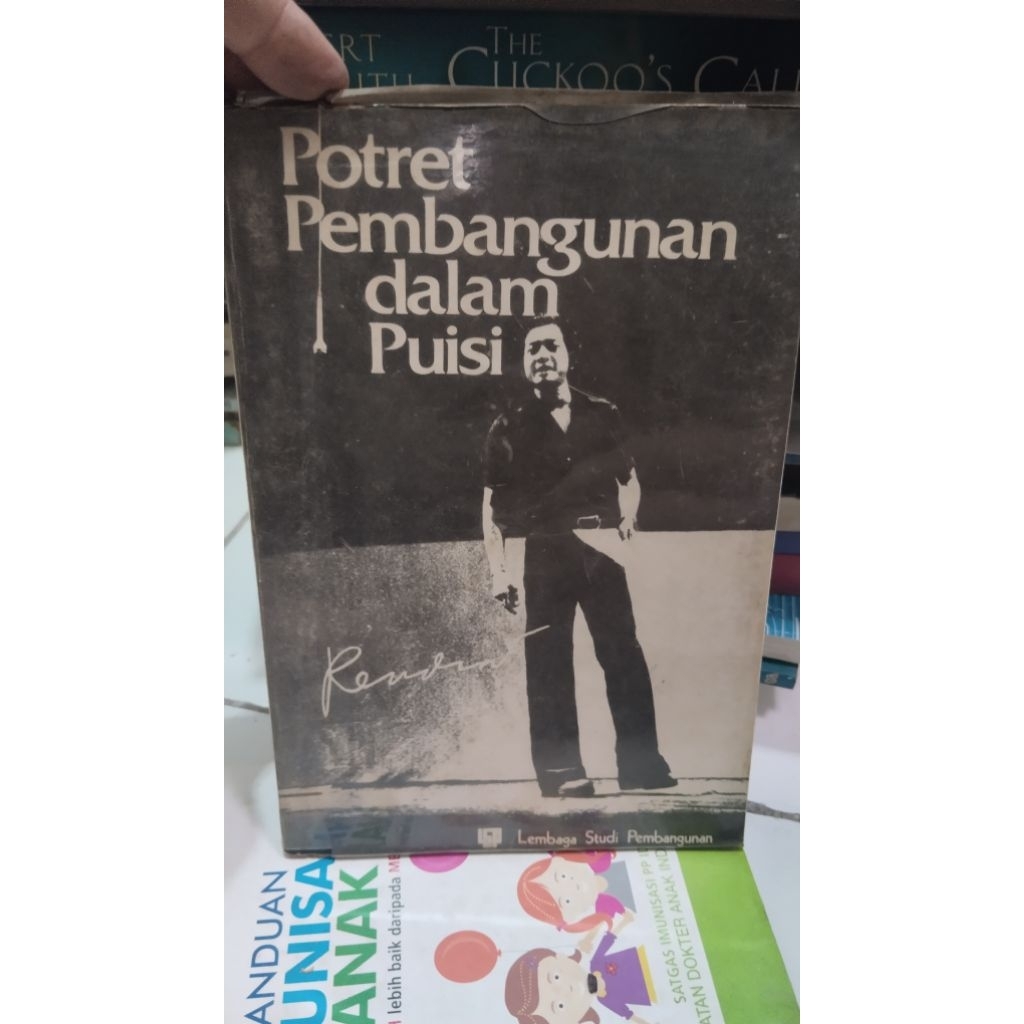 BUKU POTRET PEMBANGUNAN DALAM PUISI